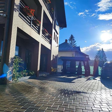 Enigma Bucovinei Hotel Vicovu de Jos Екстериор снимка
