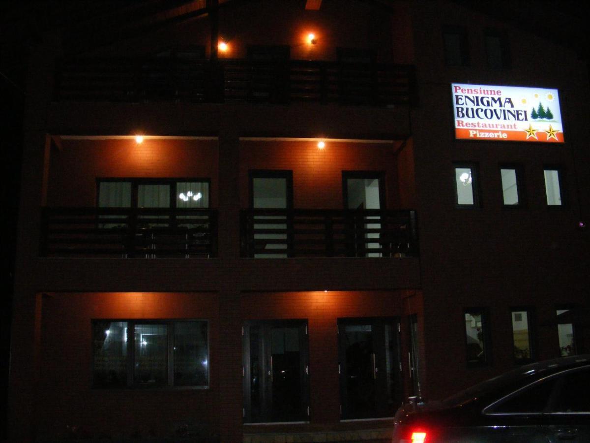 Enigma Bucovinei Hotel Vicovu de Jos Екстериор снимка